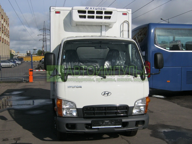 Фургон изотермический на базе шасси Hyundai HD-35.